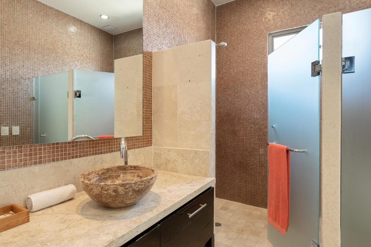 Encanto Living Penthouse By Kivoya Rocky Point Room photo