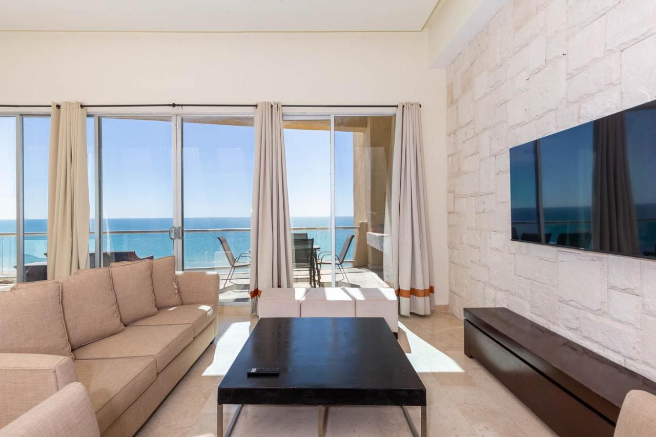 Encanto Living Penthouse By Kivoya Rocky Point Exterior photo